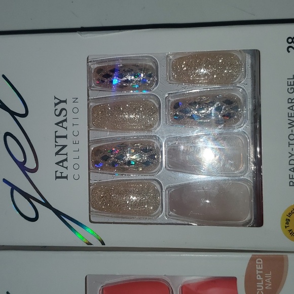 Nails - Picture 4 of 7